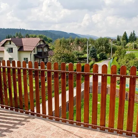 Karlovicky Dvur